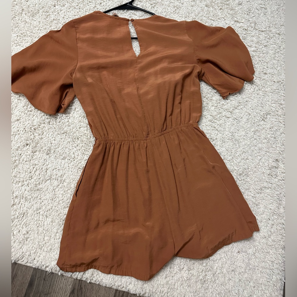 Romper - Picture 3 of 4